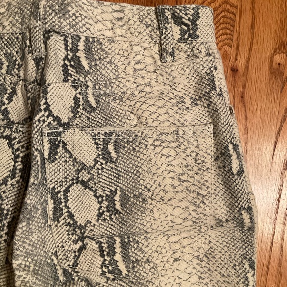 Zara Women Premium Denim Collection Jeans, Grey Snake Print, 5-Pocket, Sz 4 - Picture 11 of 15